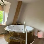 Appartement Luxury Private With Golden Bath, Cinema And Sauna *