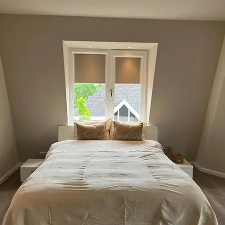 Appartamento Luxury Private With Golden Bath, Cinema And Sauna Bodegraven