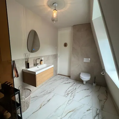 Luxury Private With Golden Bath, Cinema And Sauna Appartamento Bodegraven