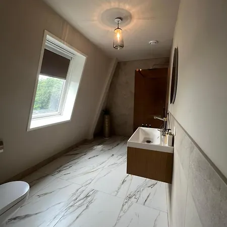 Luxury Private With Golden Bath, Cinema And Sauna * Bodegraven