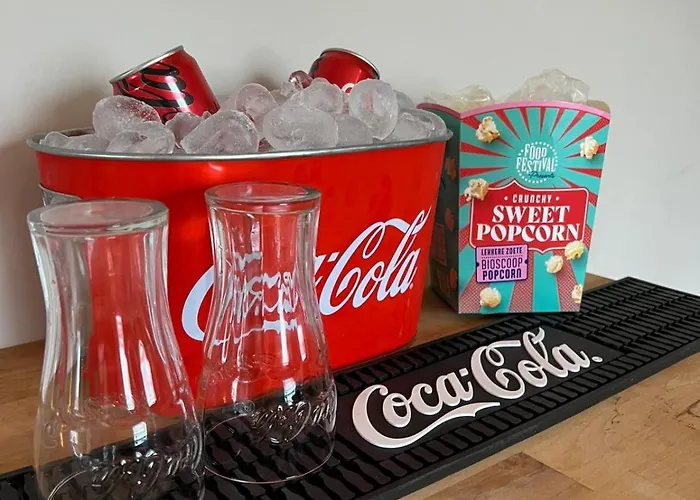 Luxury Private With Golden Bath, Cinema And Sauna Bodegraven